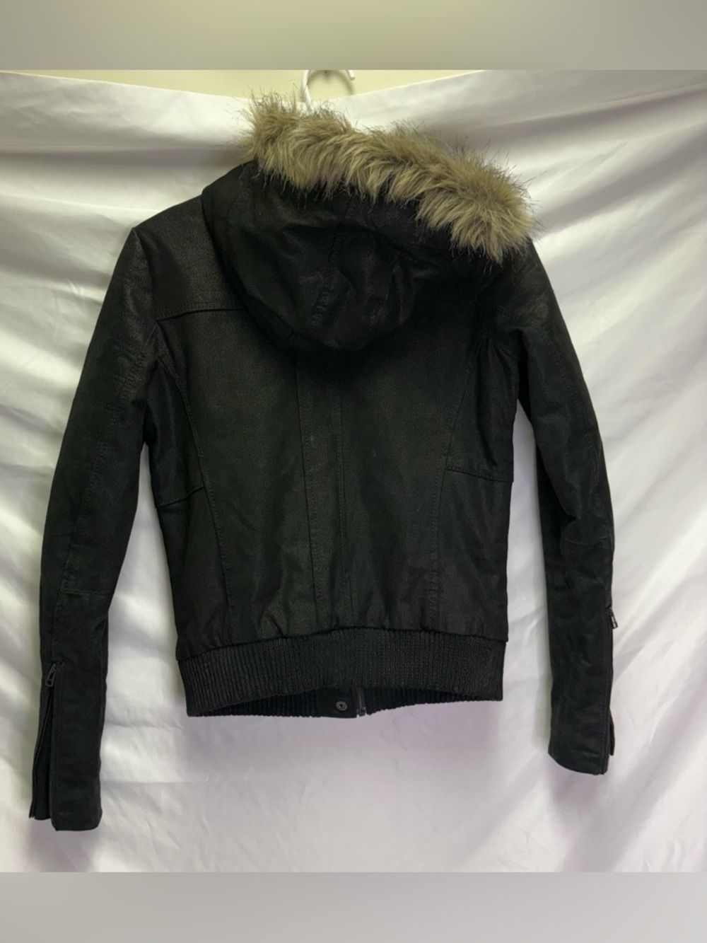 Danier Black Leather Bomber Jacket w/ Faux Fur Hood Y2K Cropped XS 3XS - Picture 3 of 13